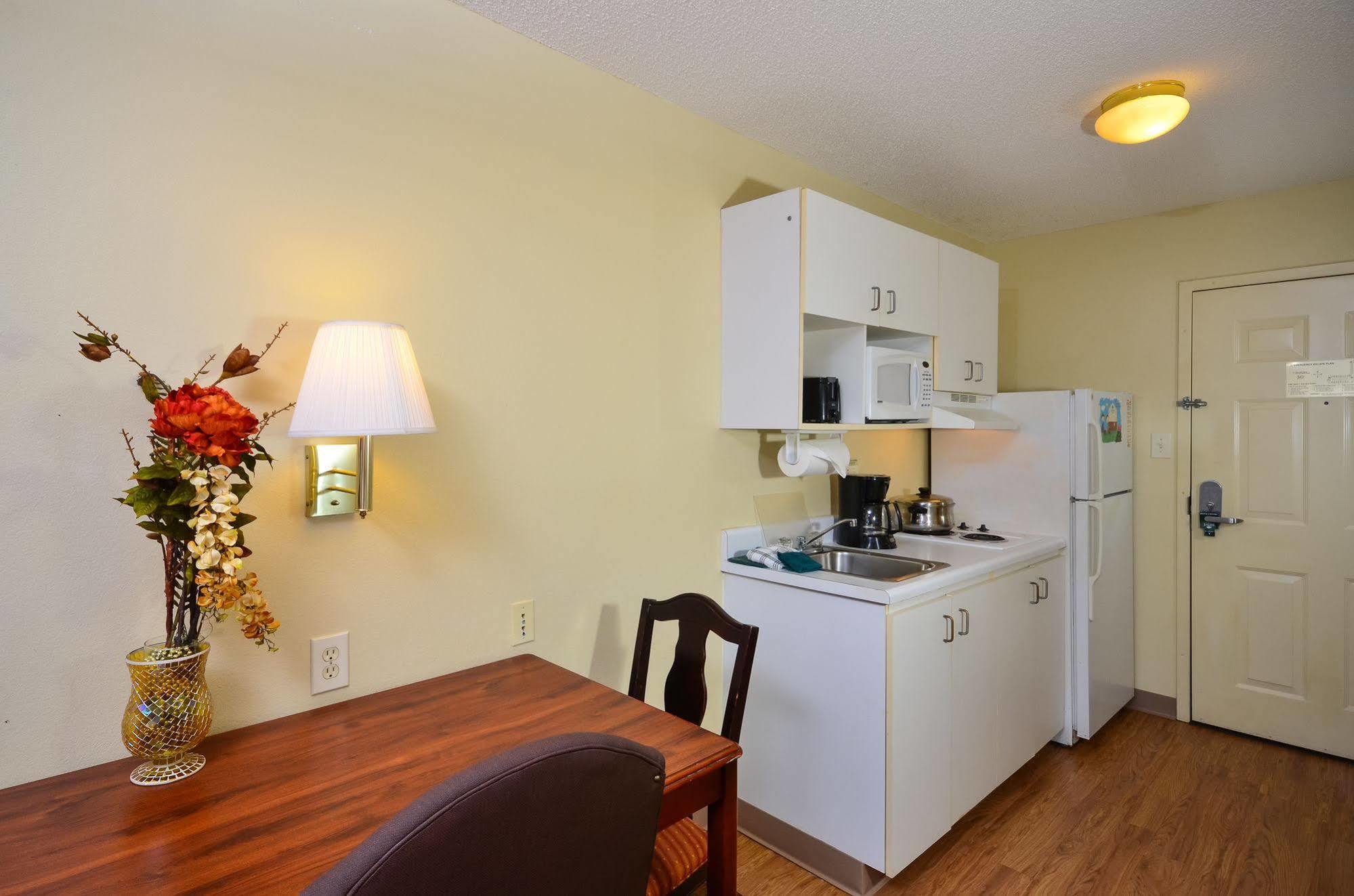 Intown Suites Extended Stay Decatur Al Eksteriør bilde